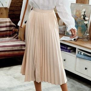 Beige pleated midi skirt (size 4)